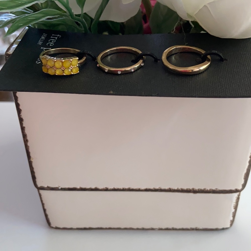 Free Press Rings - Picture 2 of 3